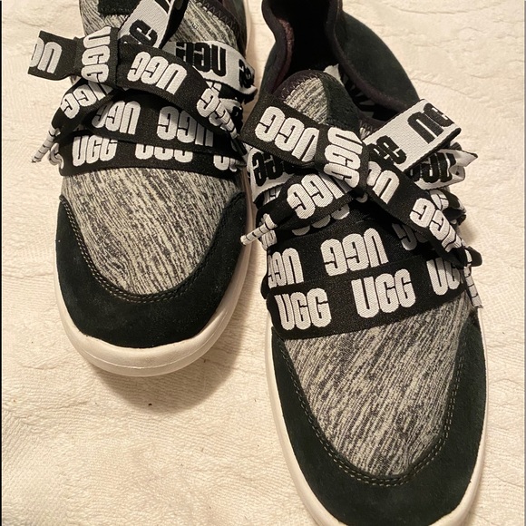UGS SLIP ON SNEAKERS, Black/Gray - Picture 1 of 8